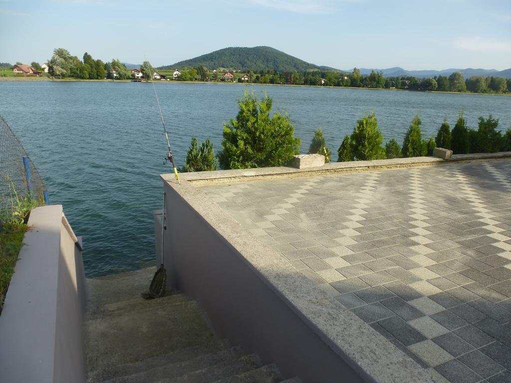 Apartments Mise Ogulin Rum bild
