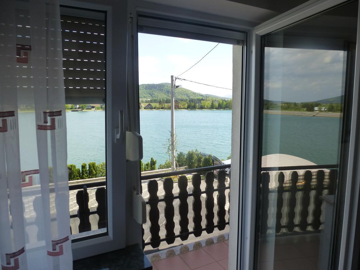 Apartments Mise Ogulin Exteriör bild